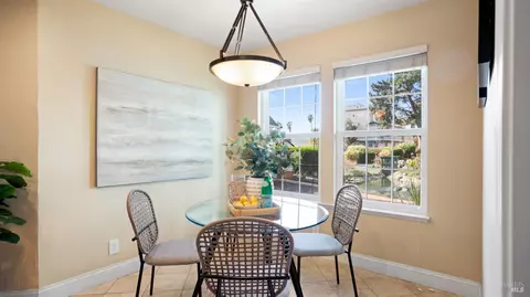 161 E B St, Benicia, CA 94510 photo 18