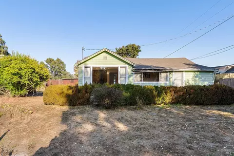 1975 Cooper Rd, Sebastopol, CA 95472
