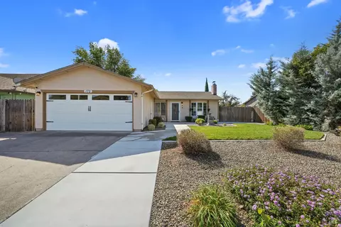 172 Hyannis Ct, Vacaville, CA 95687