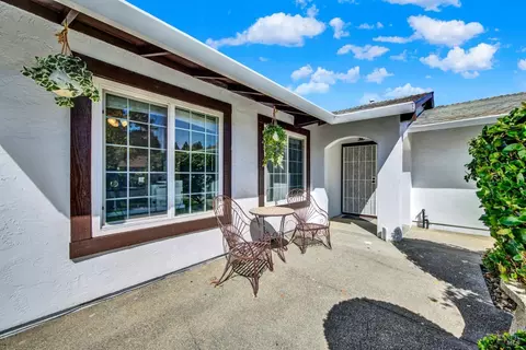 435 Robert Rd, Vacaville, CA 95688 photo 2