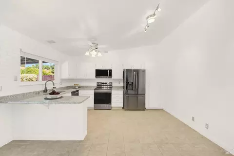 435 Robert Rd, Vacaville, CA 95688 photo 16