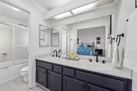 112 Seahorse Dr, Vallejo, CA 94591 photo 30