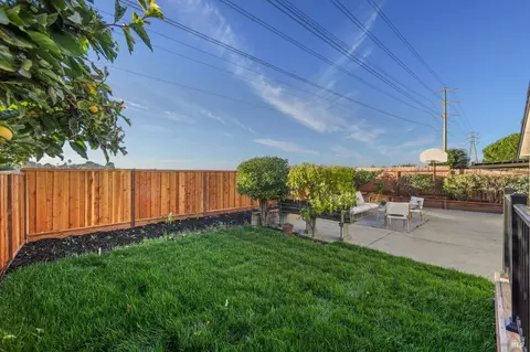 112 Seahorse Dr, Vallejo, CA 94591 photo 40