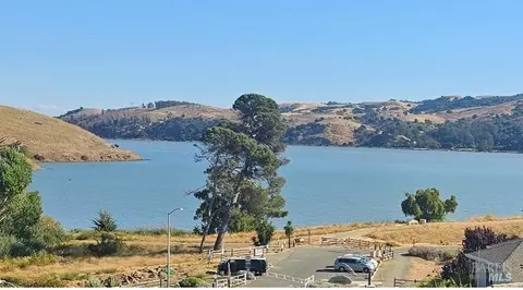 129 Sand Dollar Dr, Vallejo, CA 94591 photo 2