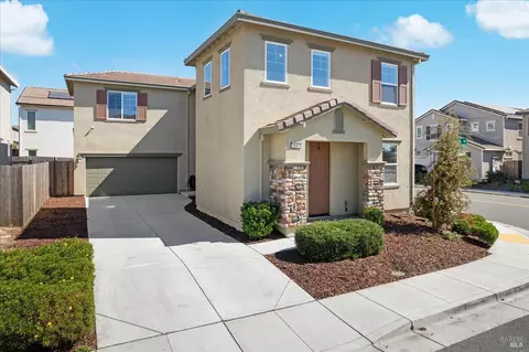 5004 Gurnett Ln, Fairfield, CA 94533