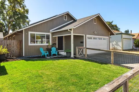 1760 Shelley Dr, Santa Rosa, CA 95401