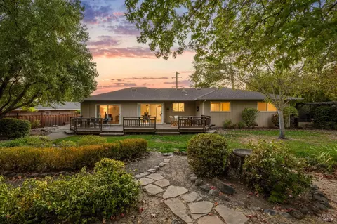 630 Lombard Ave, Santa Rosa, CA 95409