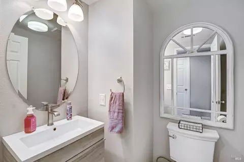 5328 Chenin Blanc Pl, Vallejo, CA 94591 photo 18