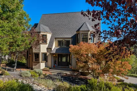 24 Boxelder Ct, Napa, CA 94558