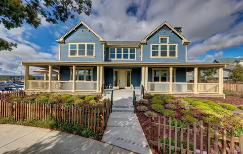 148 Loch Lomond Dr, San Rafael, CA 94901