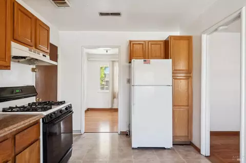 218 E Tennessee St, Fairfield, CA 94533 photo 20