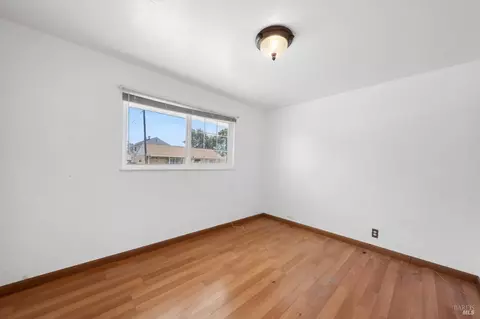 218 E Tennessee St, Fairfield, CA 94533 photo 11