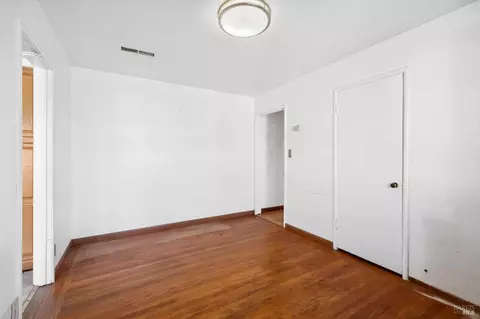 218 E Tennessee St, Fairfield, CA 94533 photo 8