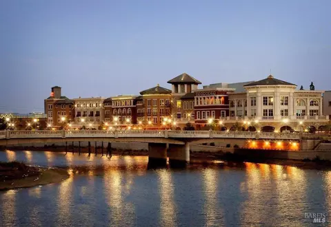 588 Main St #218, Napa, CA 94559