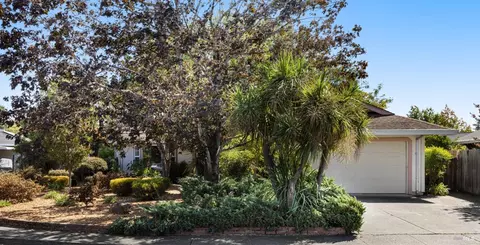 408 Linden Ct, Cotati, CA 94931 photo 2