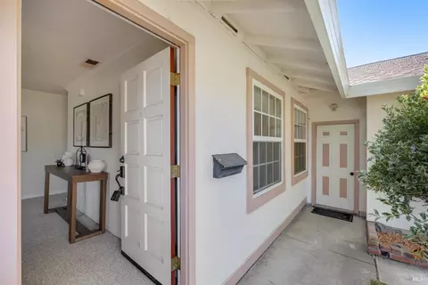 408 Linden Ct, Cotati, CA 94931 photo 3