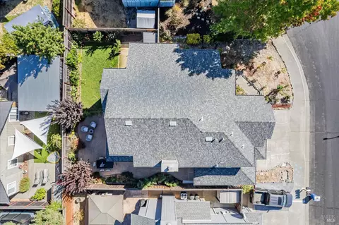 9212 Piccadilly Cir, Windsor, CA 95492 photo 33