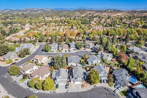 9212 Piccadilly Cir, Windsor, CA 95492 photo 39