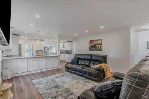 9212 Piccadilly Cir, Windsor, CA 95492 photo 11
