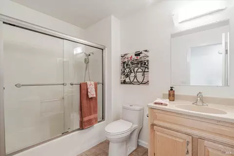 9212 Piccadilly Cir, Windsor, CA 95492 photo 25