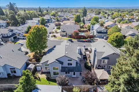 9212 Piccadilly Cir, Windsor, CA 95492 photo 36
