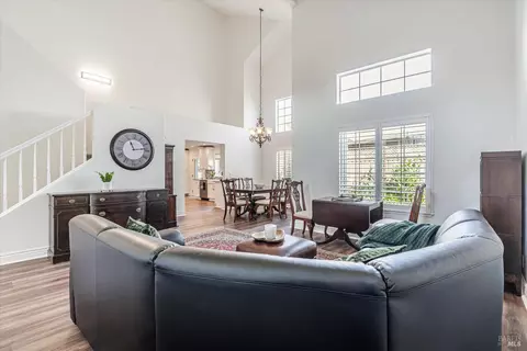 9212 Piccadilly Cir, Windsor, CA 95492 photo 8