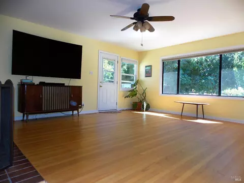 201 Champlain Ave, Cloverdale, CA 95425 photo 7