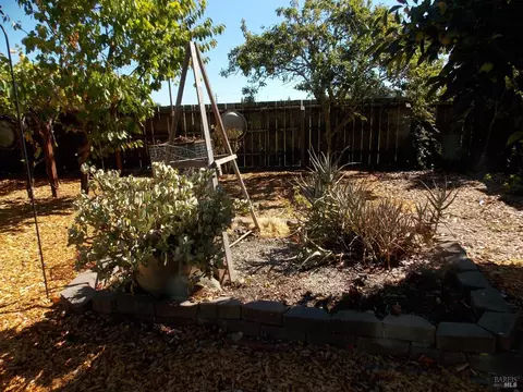 201 Champlain Ave, Cloverdale, CA 95425 photo 31