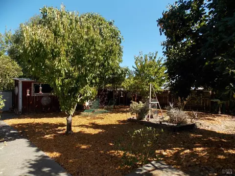 201 Champlain Ave, Cloverdale, CA 95425 photo 32