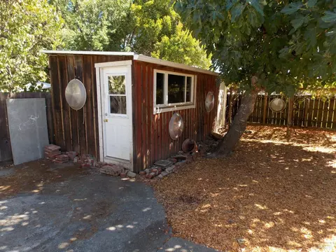 201 Champlain Ave, Cloverdale, CA 95425 photo 25