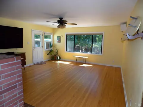 201 Champlain Ave, Cloverdale, CA 95425 photo 9