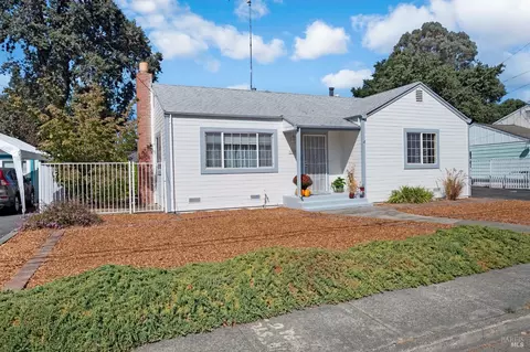 1209 Sunset Ave, Santa Rosa, CA 95407