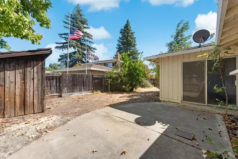 349 Lovers Ln, Vacaville, CA 95688 photo 25