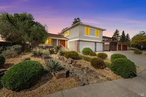 761 Stallion Cir, Fairfield, CA 94533 photo 2