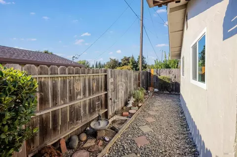 2207 Dover Ave, Fairfield, CA 94533 photo 37