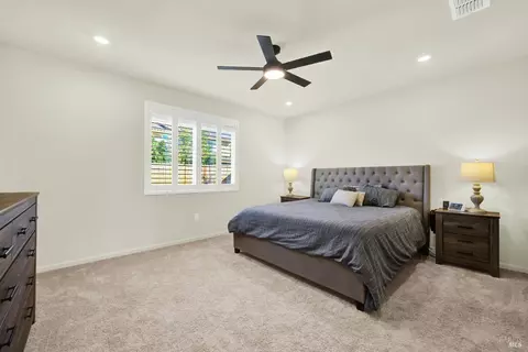 Bedroom - 1000 Yateley Ct, Vacaville, CA 95687 photo 1 of 9
