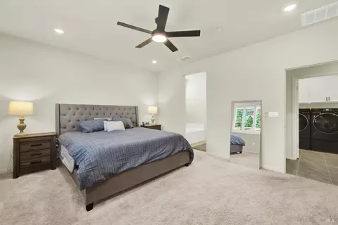 Bedroom - 1000 Yateley Ct, Vacaville, CA 95687 photo 2 of 9