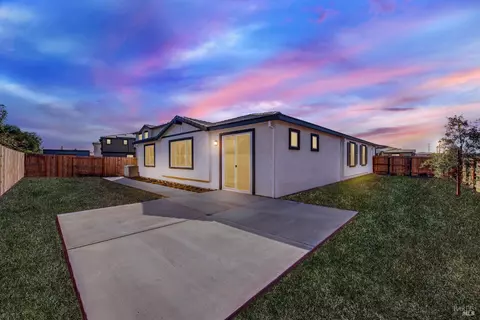Exterior - 1000 Yateley Ct, Vacaville, CA 95687 photo 26 of 26