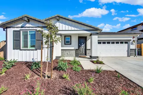 1000 Yateley Ct, Vacaville, CA 95687