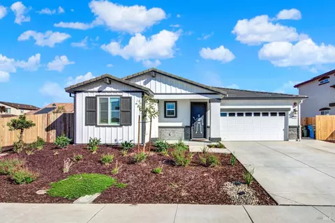 Exterior - 1000 Yateley Ct, Vacaville, CA 95687 photo 8 of 26