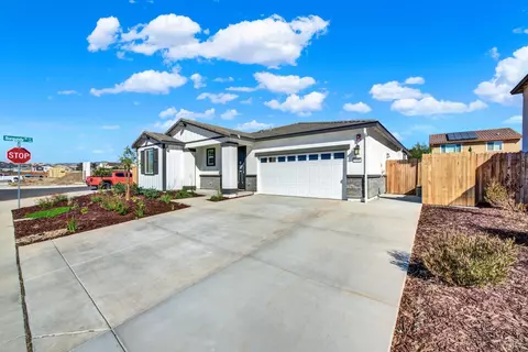 Exterior - 1000 Yateley Ct, Vacaville, CA 95687 photo 3 of 26