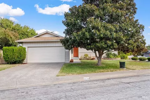 20709 Temelec Dr, Sonoma, CA 95476