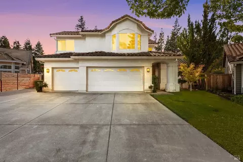 636 Cougar Ct, Vacaville, CA 95688 photo 4