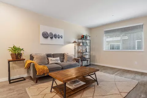 1414 Mauro Pietro Dr #202, Petaluma, CA 94954