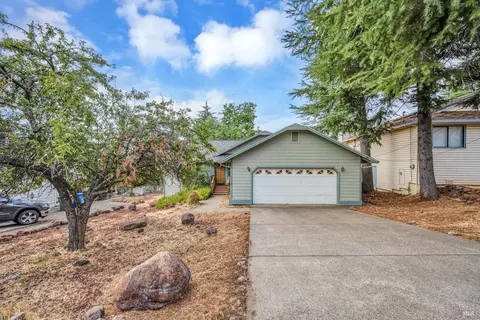 16639 Greenridge Rd, Hidden Valley Lake, CA 95467
