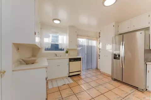 802 Walnut Ave, Ukiah, CA 95482 photo 6