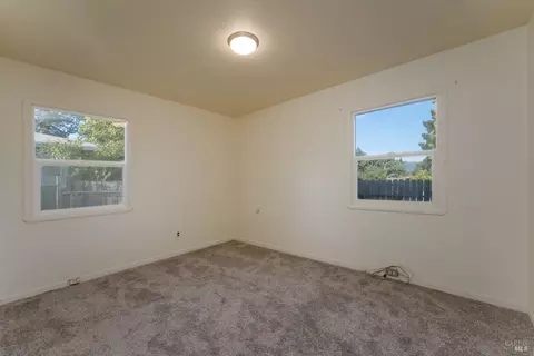802 Walnut Ave, Ukiah, CA 95482 photo 9