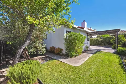 725 Miramar St, Windsor, CA 95492 photo 32
