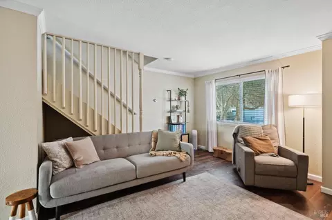 243 Main Cir, Ukiah, CA 95482 photo 4