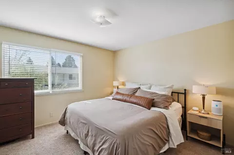 243 Main Cir, Ukiah, CA 95482 photo 16
